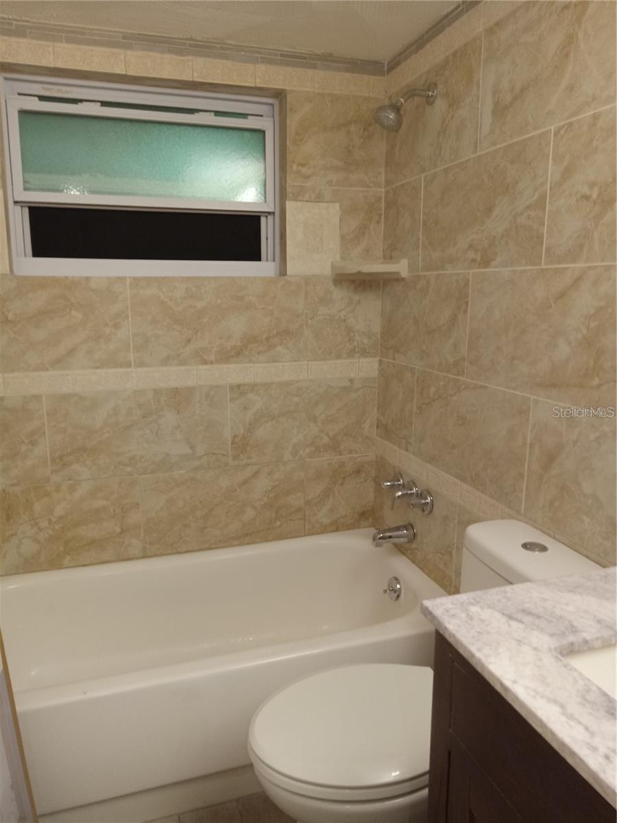 3650 PECONIC WAY — photo 29