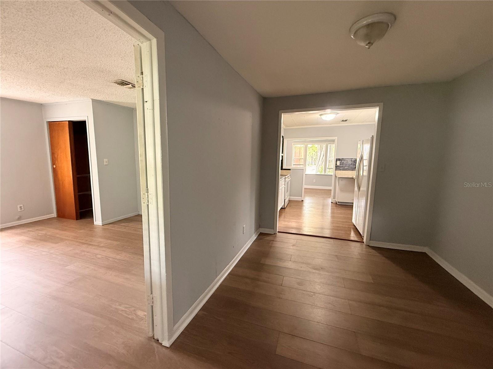 8425 N JONES AVE — photo 13