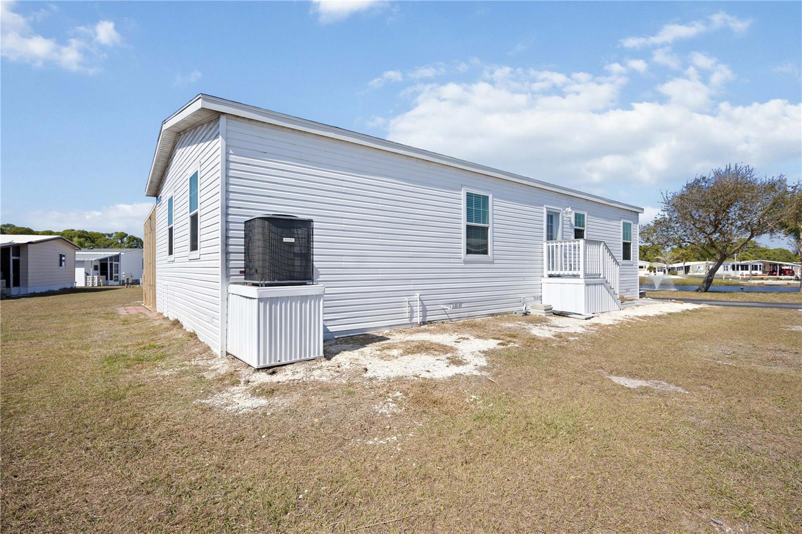 2 S BOTANY BAY CIR — photo 14