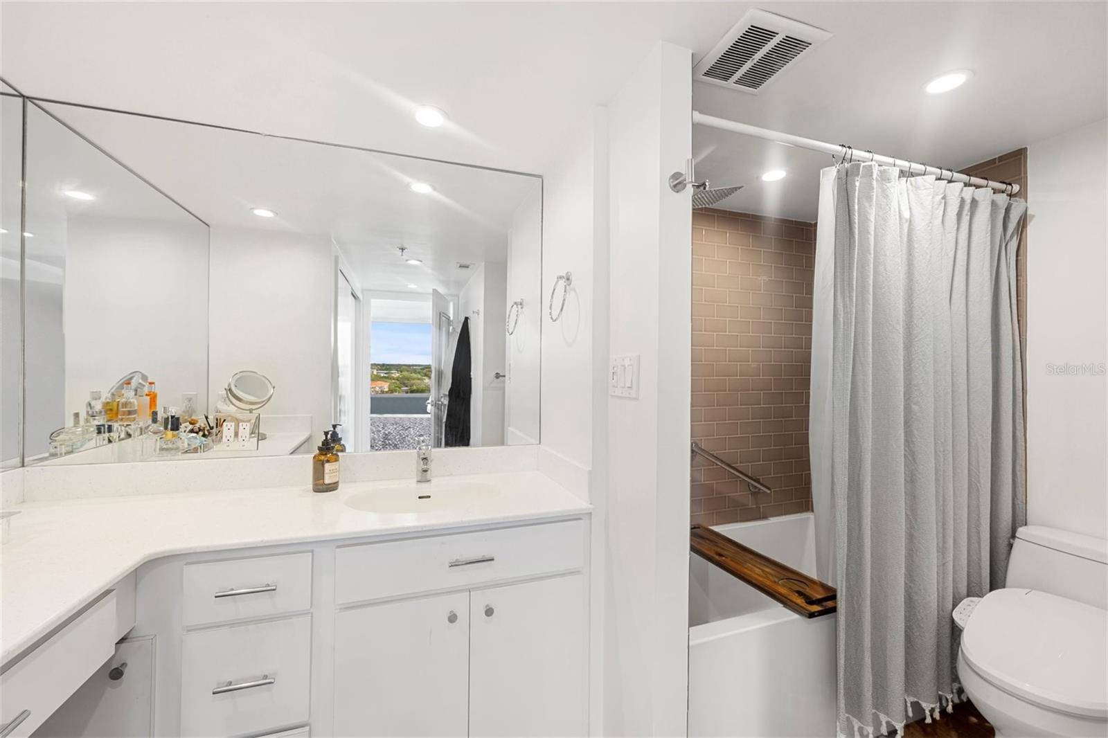 770 S PALM AVE #1001 — photo 29