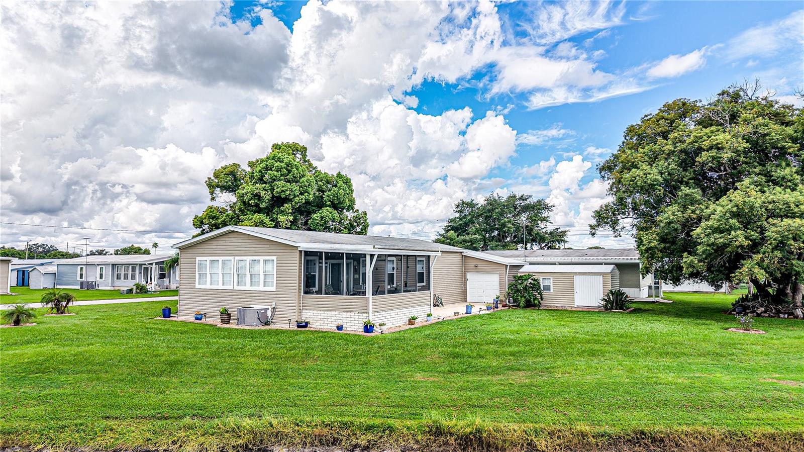 36805 LAKEWOOD DR — photo 8
