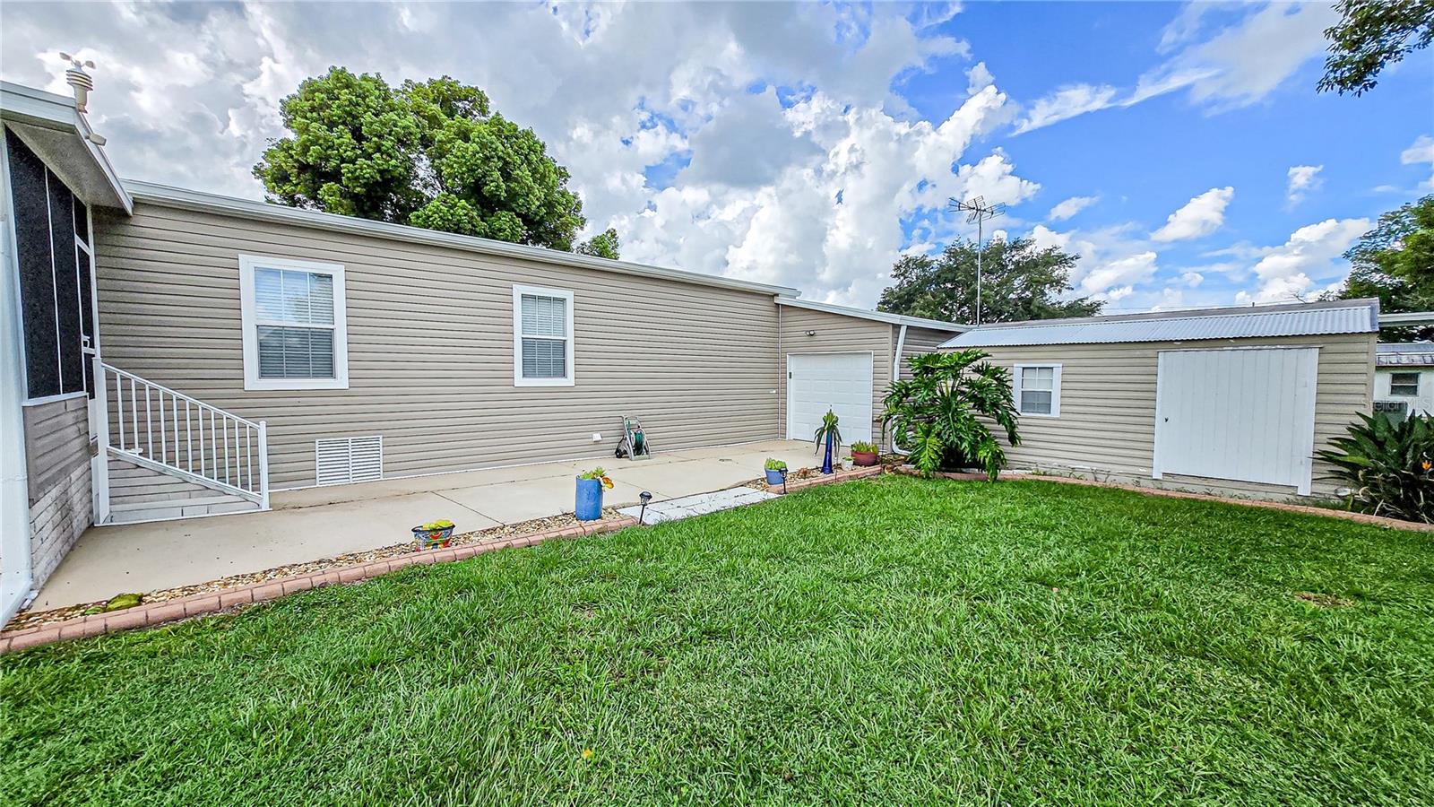 36805 LAKEWOOD DR — photo 43