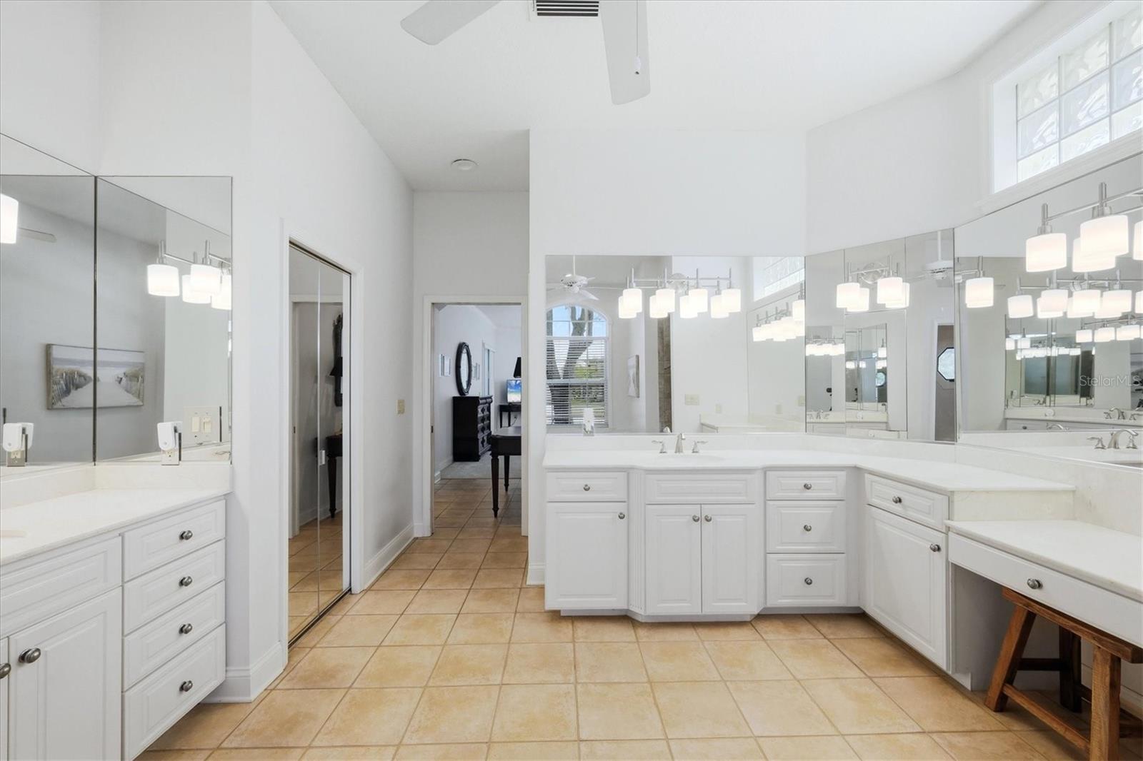 9913 LAUREL VALLEY AVENUE CIR — photo 21