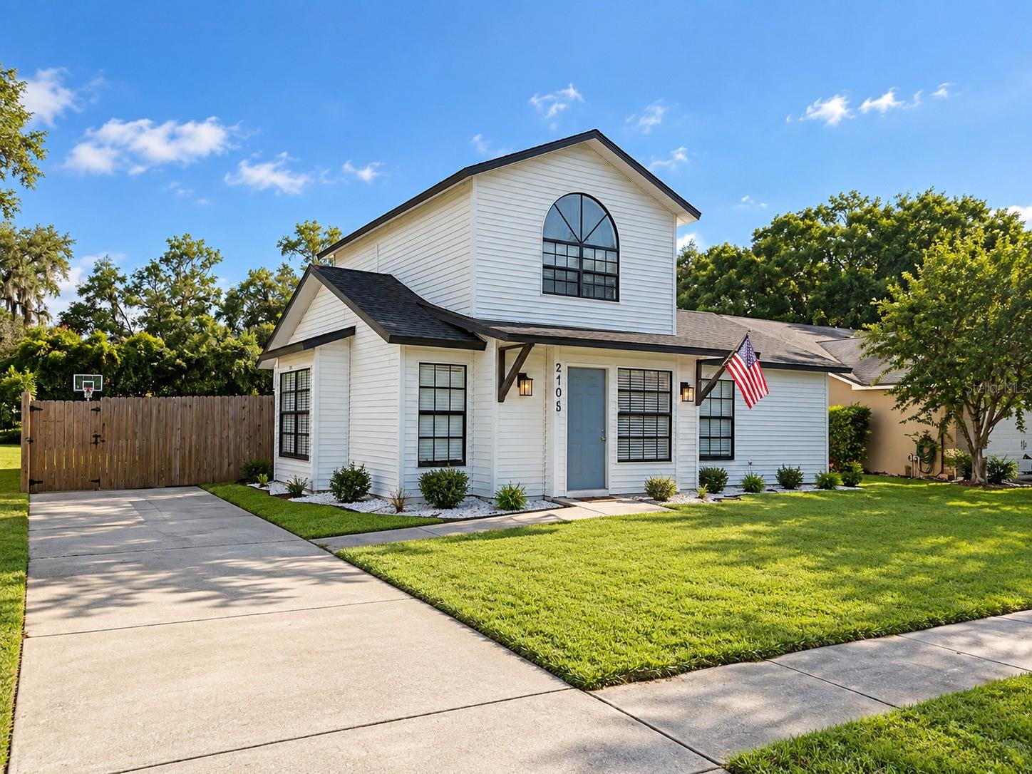 2705 WILDER PARK DR — photo 2