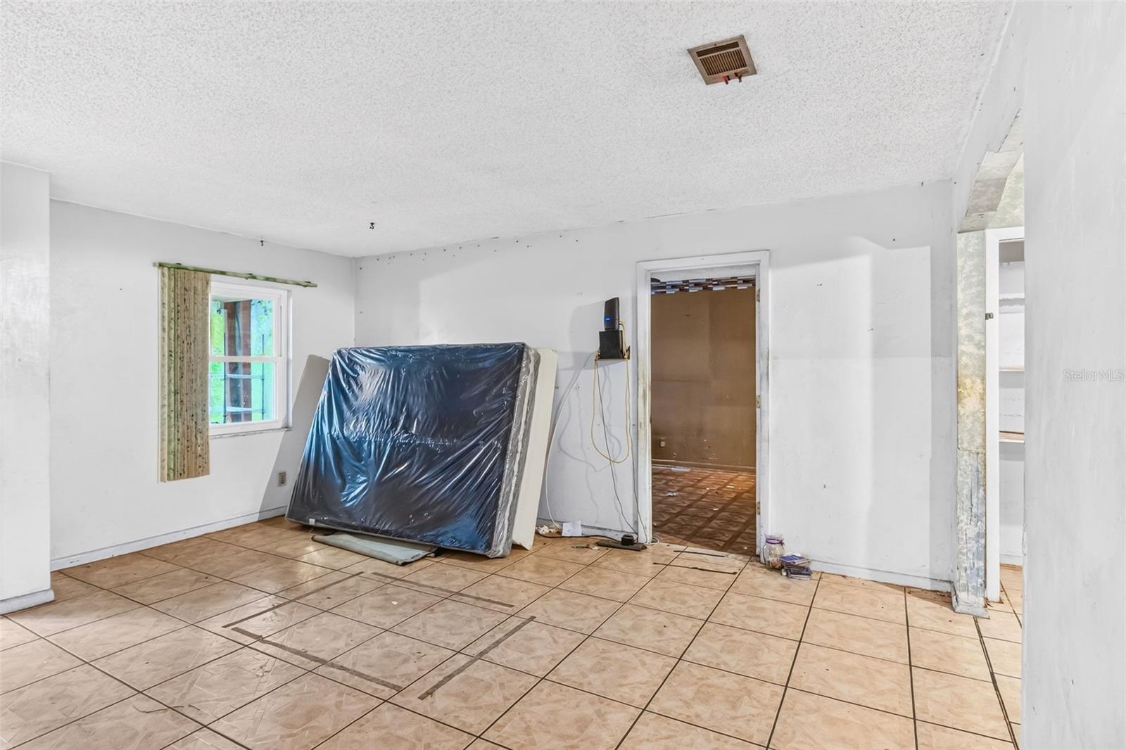 8545 GOLD RIDGE CIR — photo 13