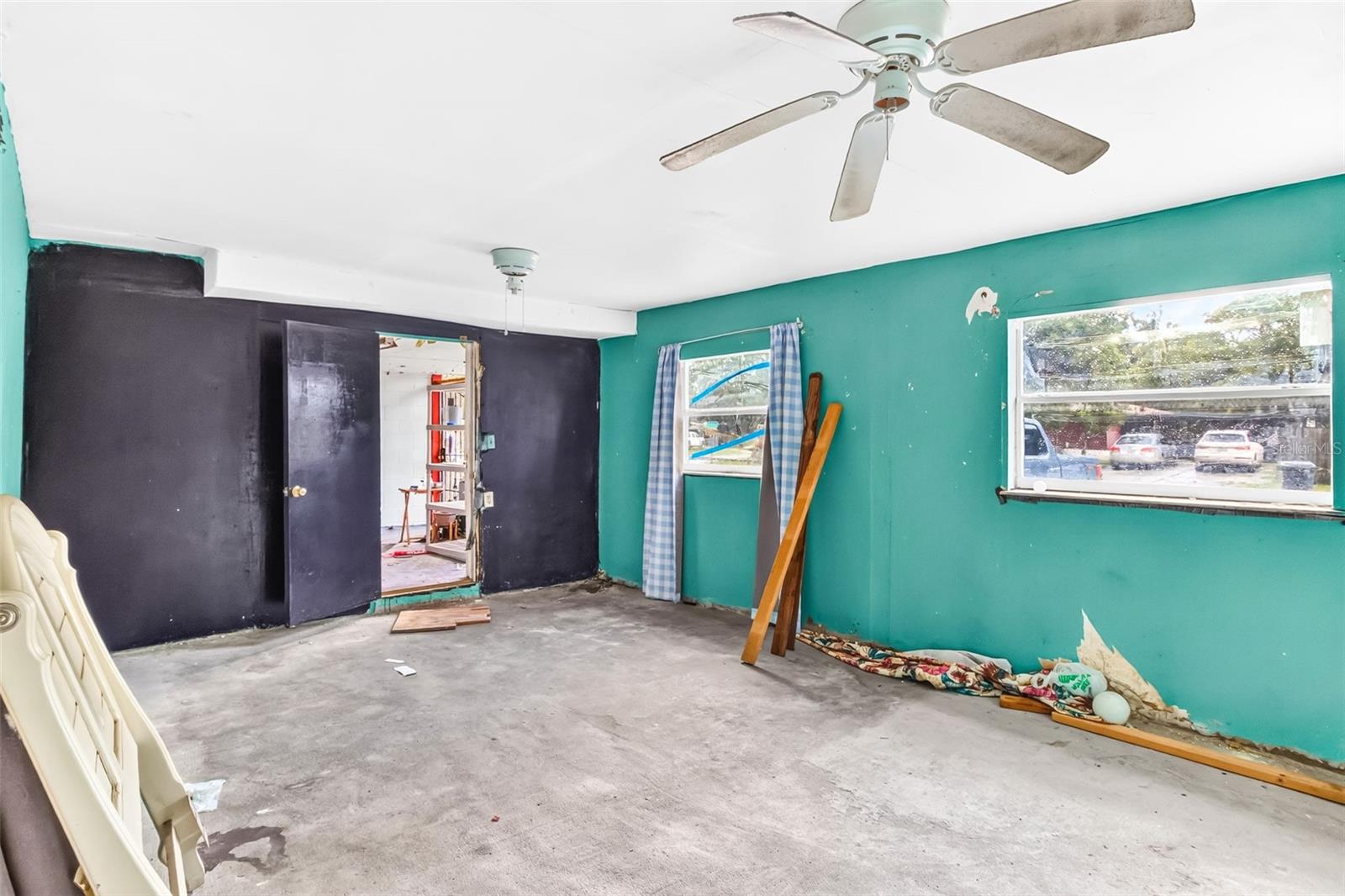 8545 GOLD RIDGE CIR — photo 44