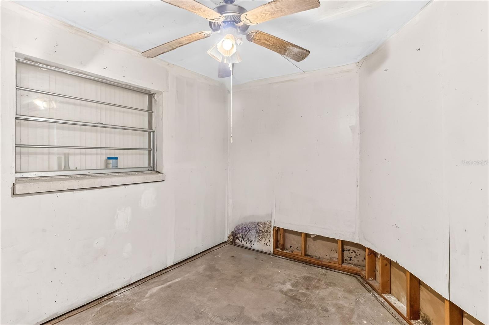 8545 GOLD RIDGE CIR — photo 36