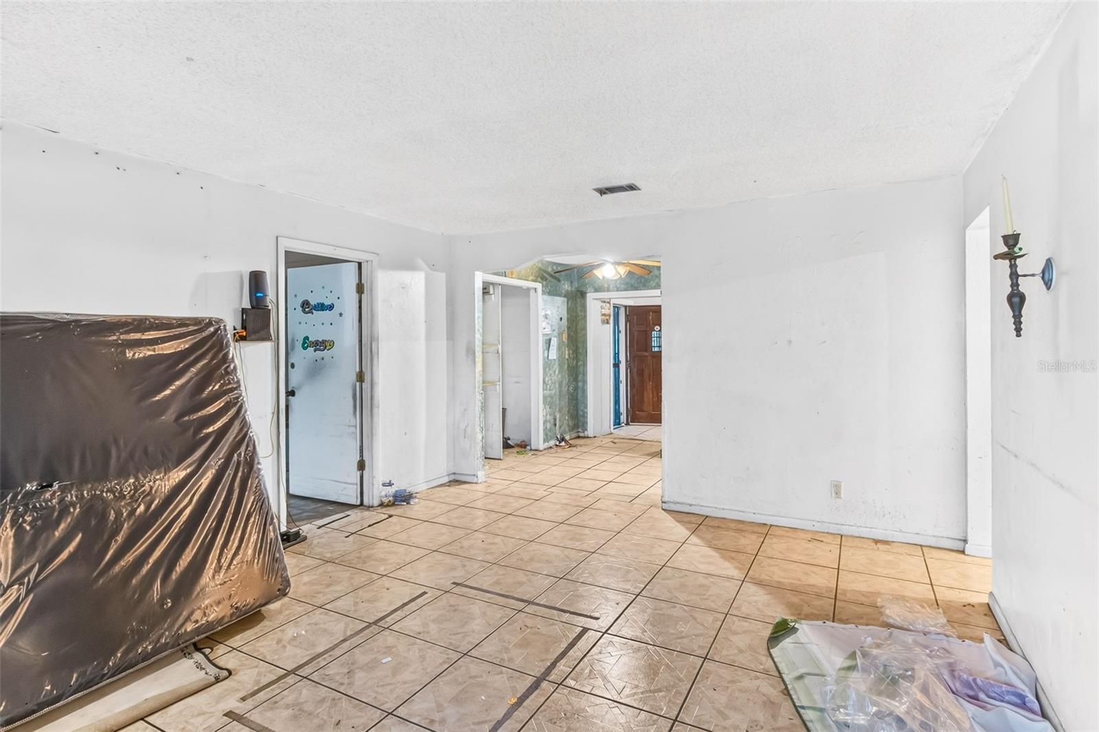 8545 GOLD RIDGE CIR — photo 12