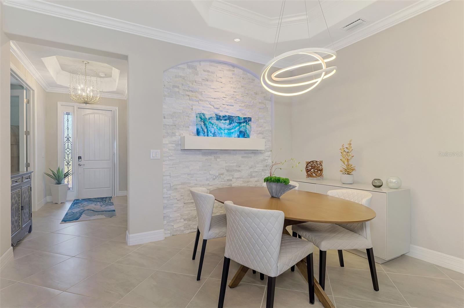 23423 WAVERLY CIR — photo 37