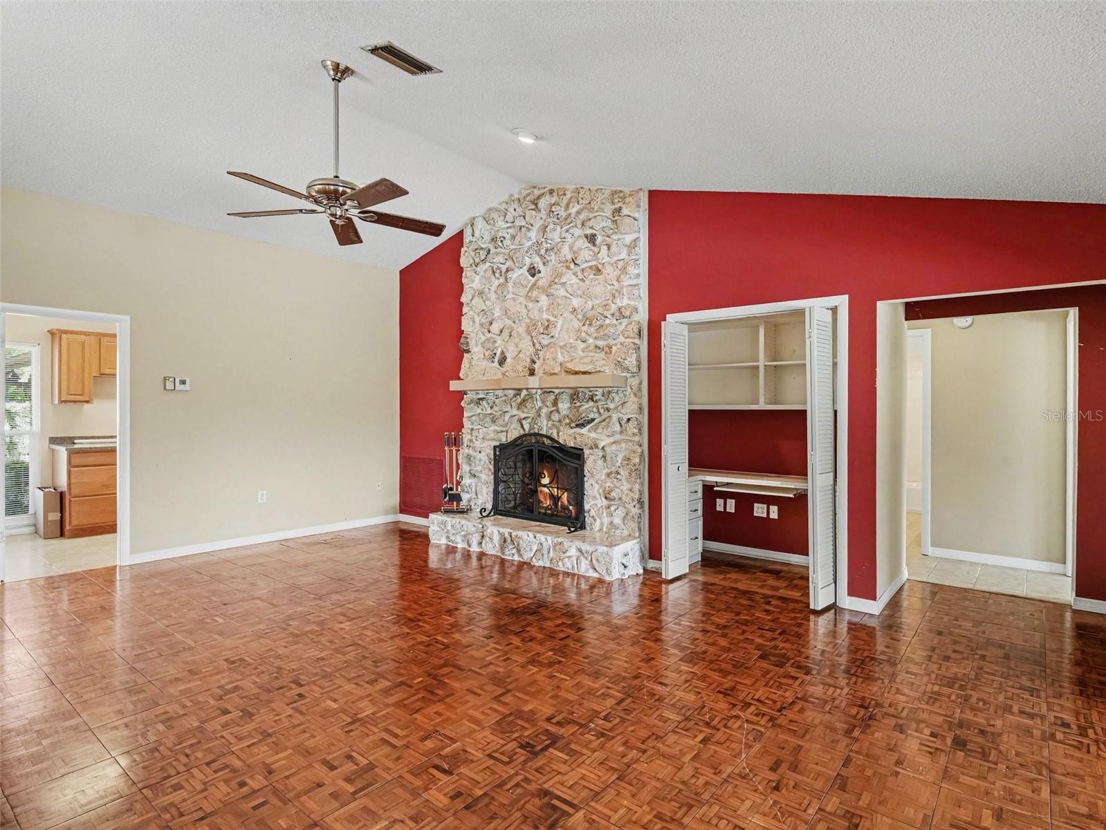 4375 SEDLEY LN — photo 15