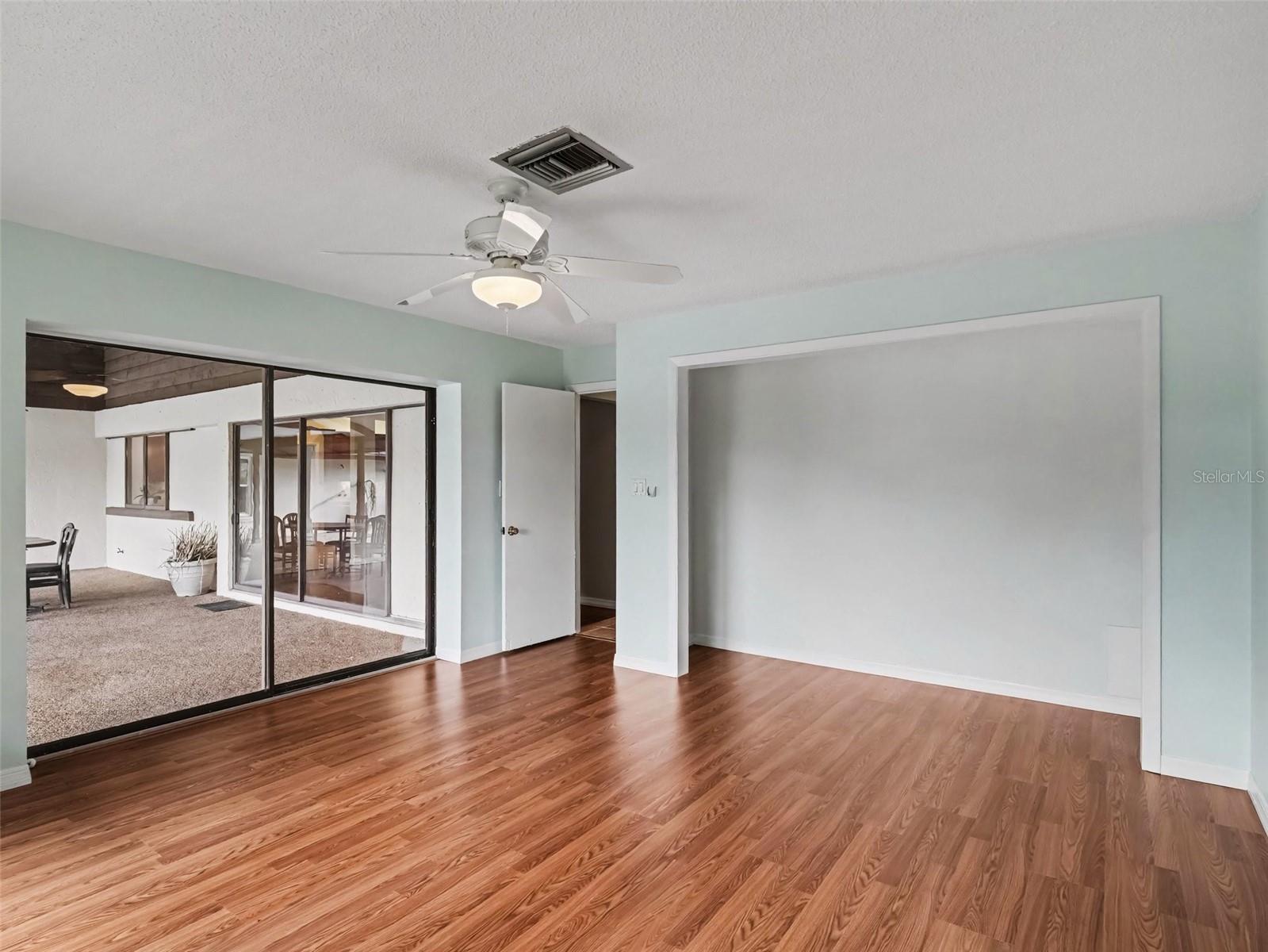 4375 SEDLEY LN — photo 29