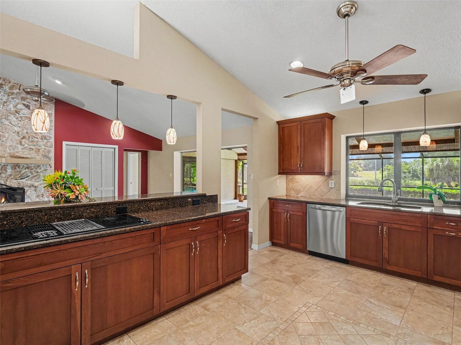 4375 SEDLEY LN — photo 11