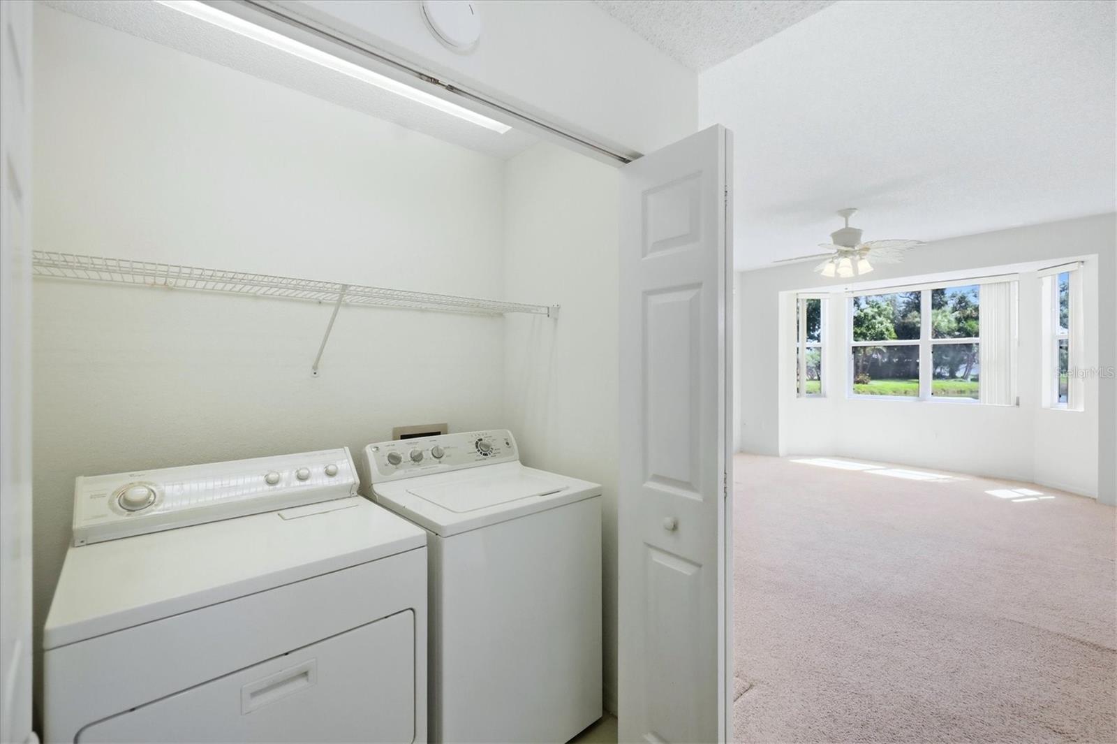 5056 OAK RUN DR — photo 32