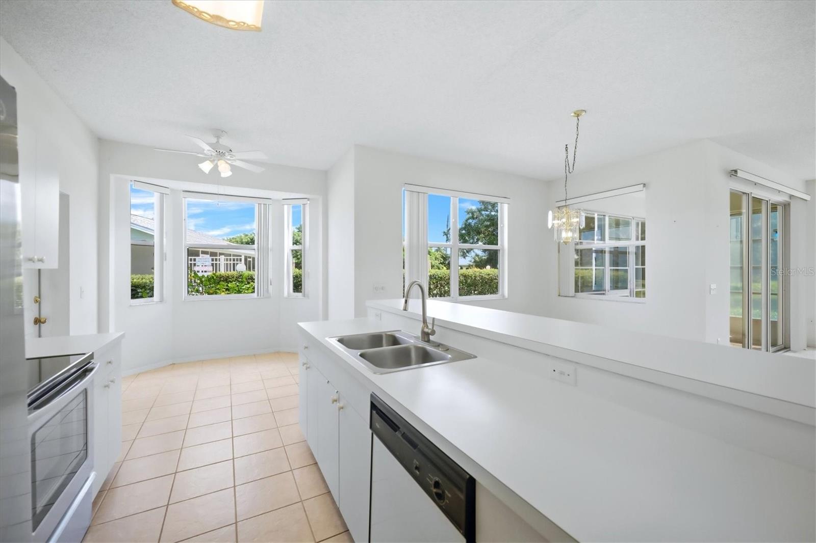5056 OAK RUN DR — photo 14
