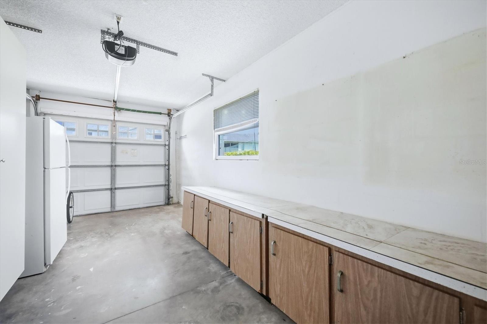 5056 OAK RUN DR — photo 33