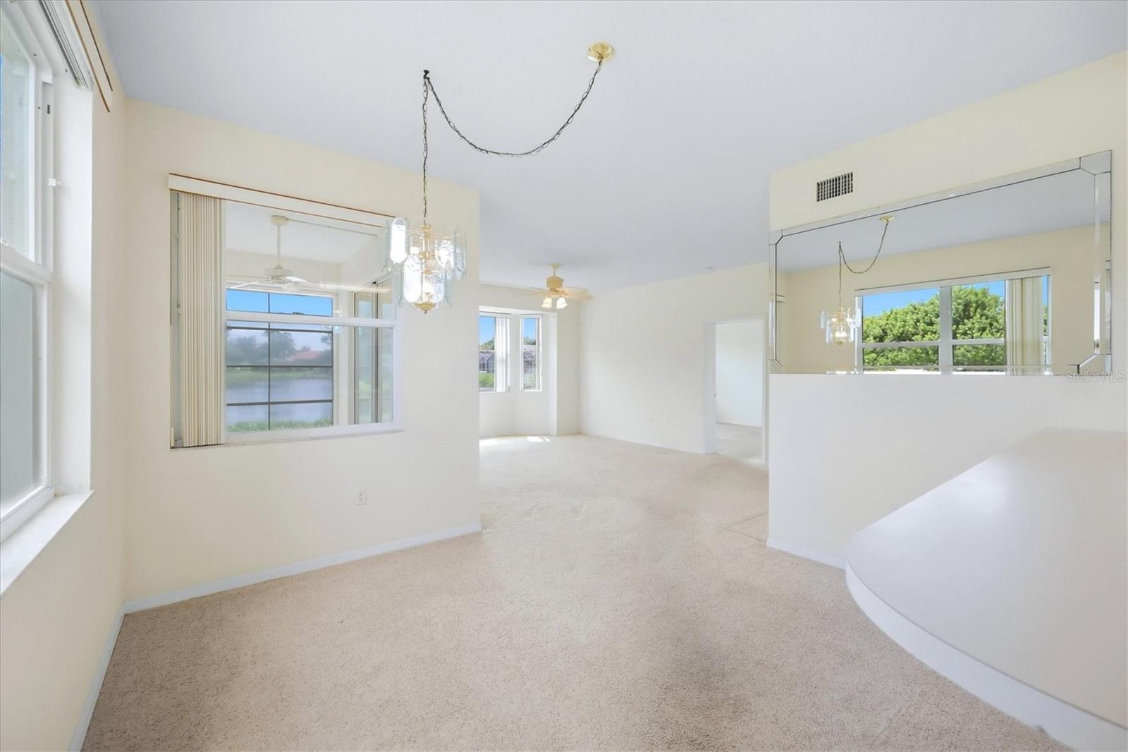 5056 OAK RUN DR — photo 8