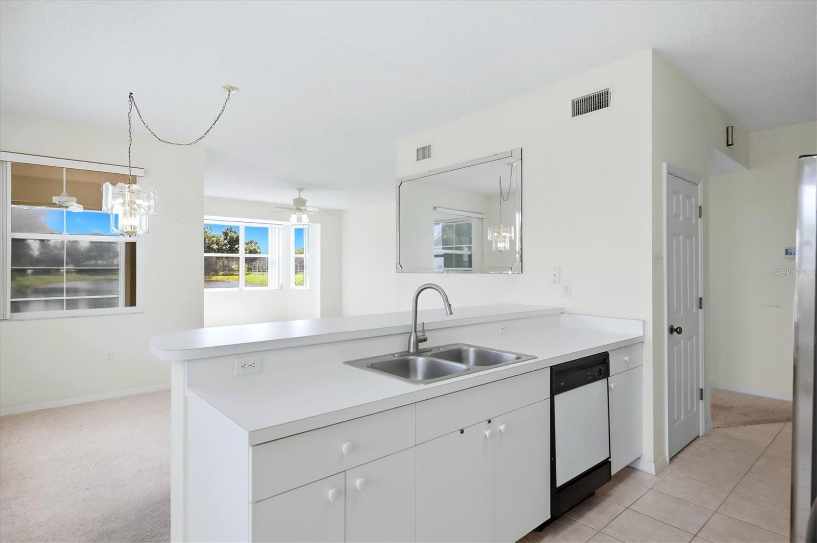 5056 OAK RUN DR — photo 16