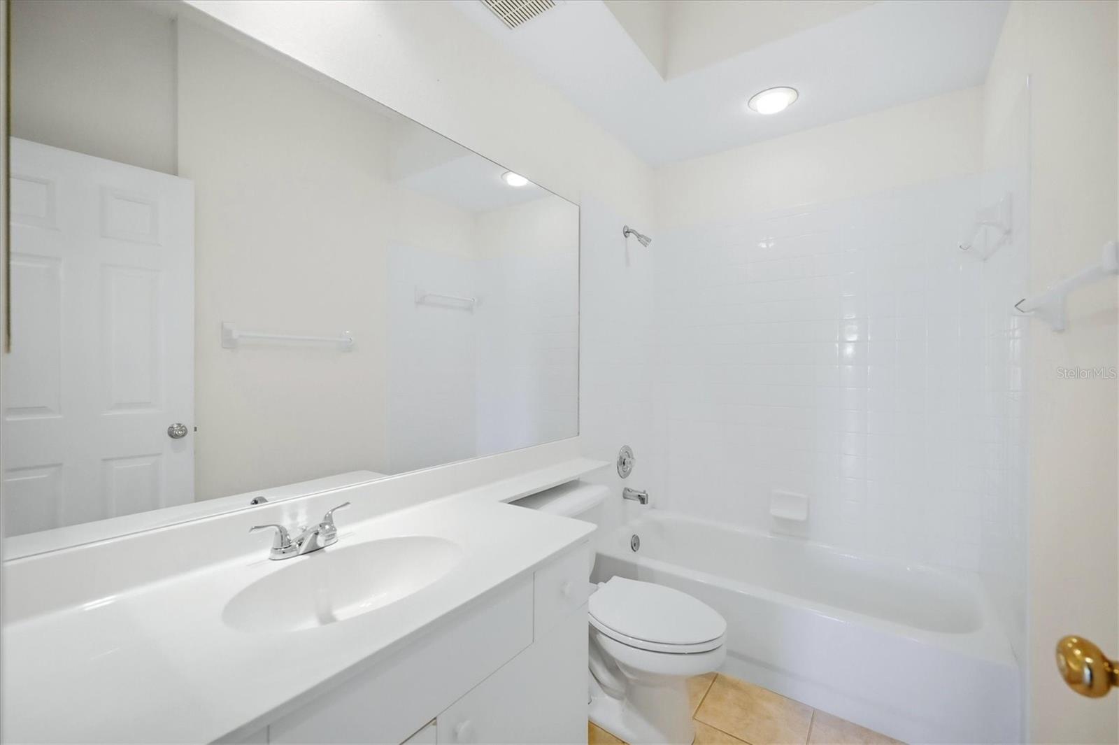 5056 OAK RUN DR — photo 31