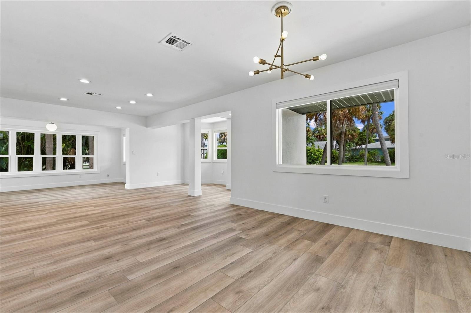804 BRUCE AVE — photo 13