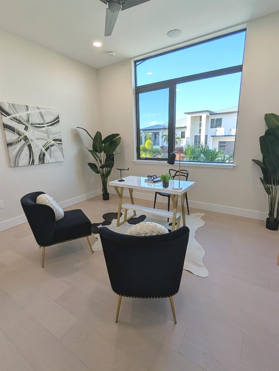 2110 MICHELE DR — photo 17