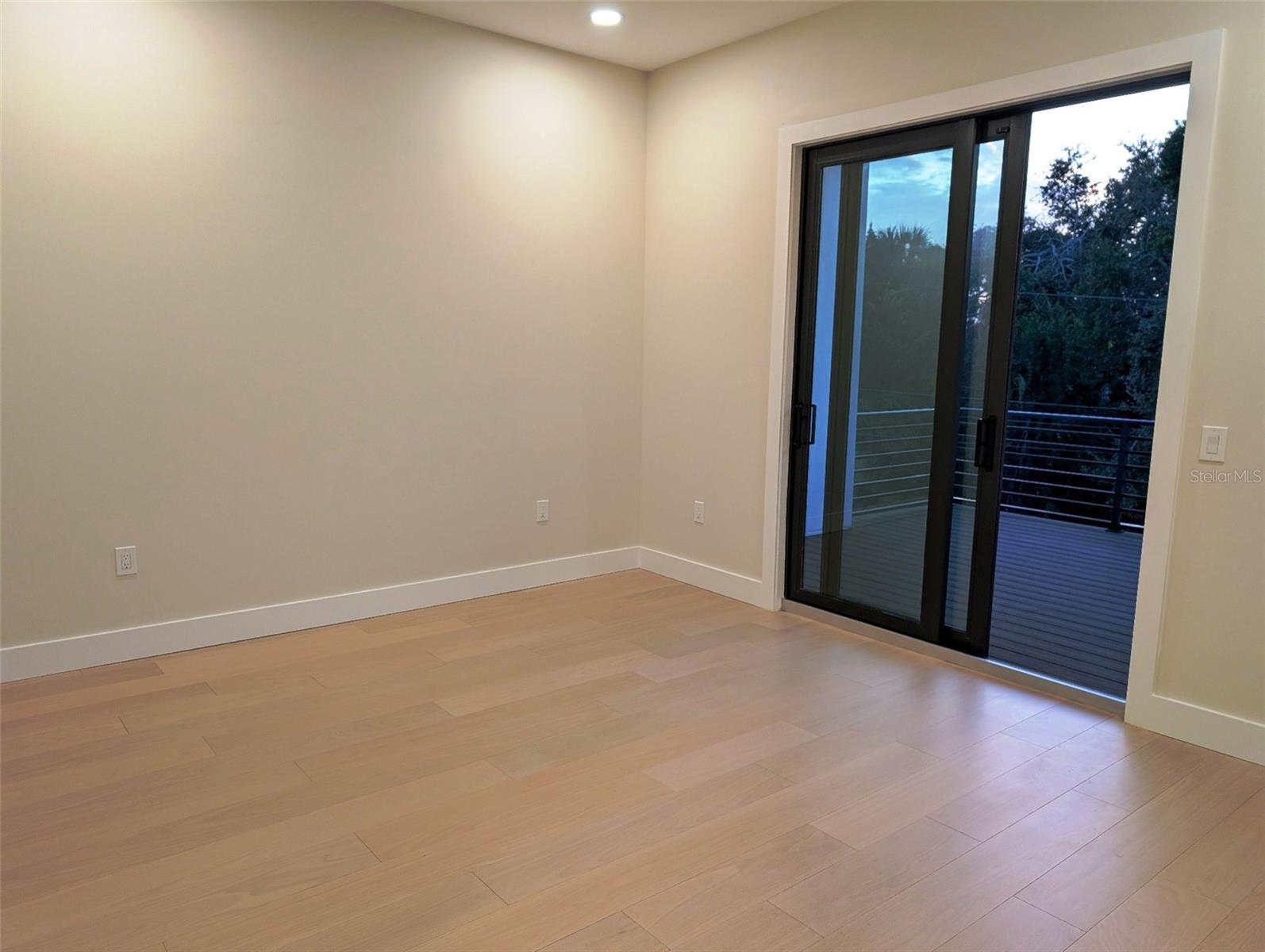 2110 MICHELE DR — photo 40