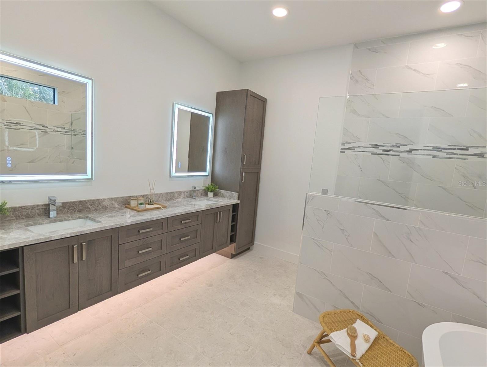 2110 MICHELE DR — photo 25