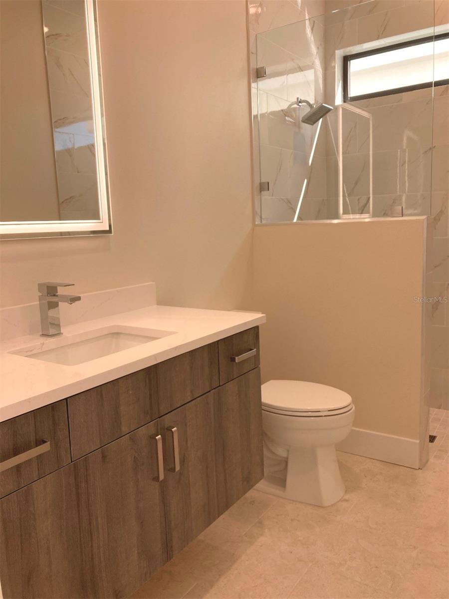 2110 MICHELE DR — photo 41