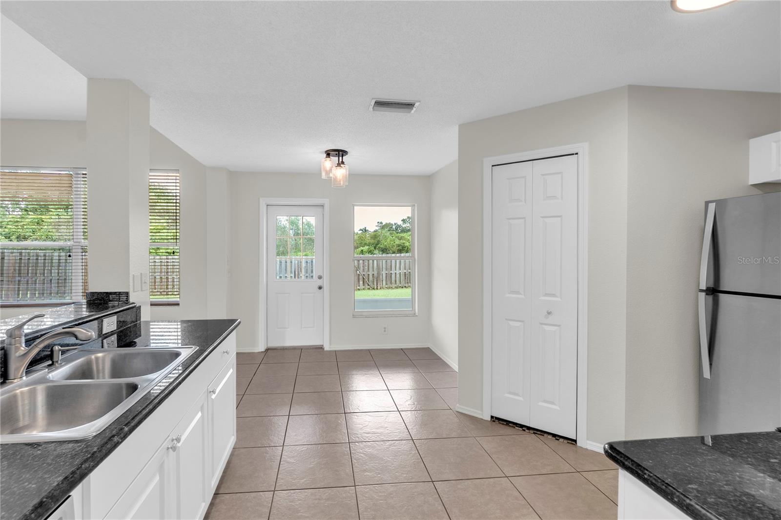 11779 SHIRBURN CIR — photo 11