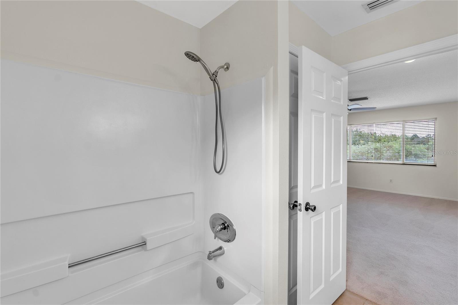 11779 SHIRBURN CIR — photo 23
