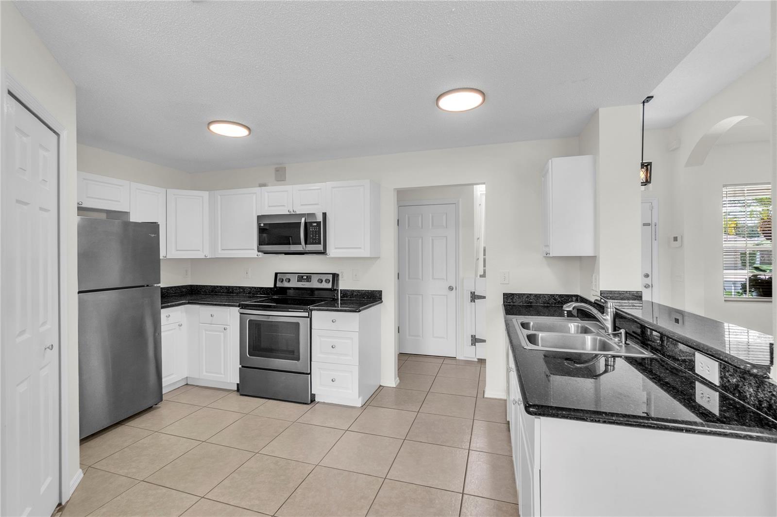 11779 SHIRBURN CIR — photo 10