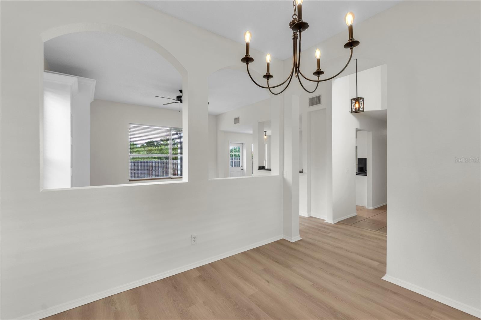 11779 SHIRBURN CIR — photo 9