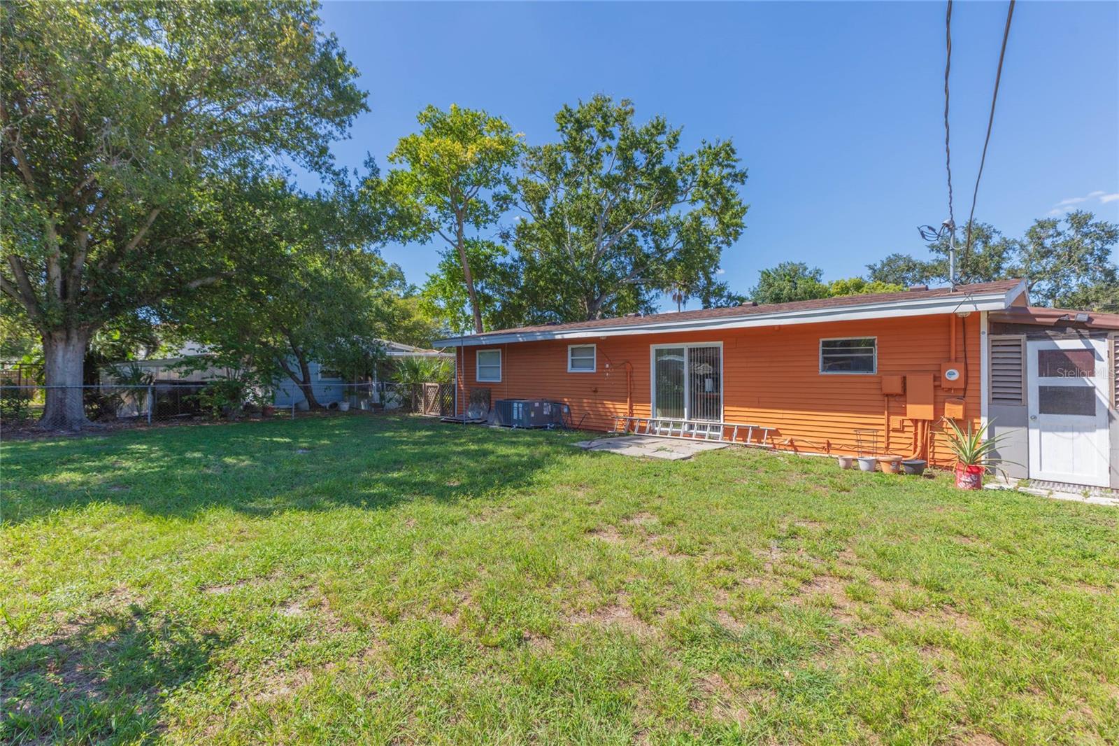4416 W TRILBY AVE — photo 22