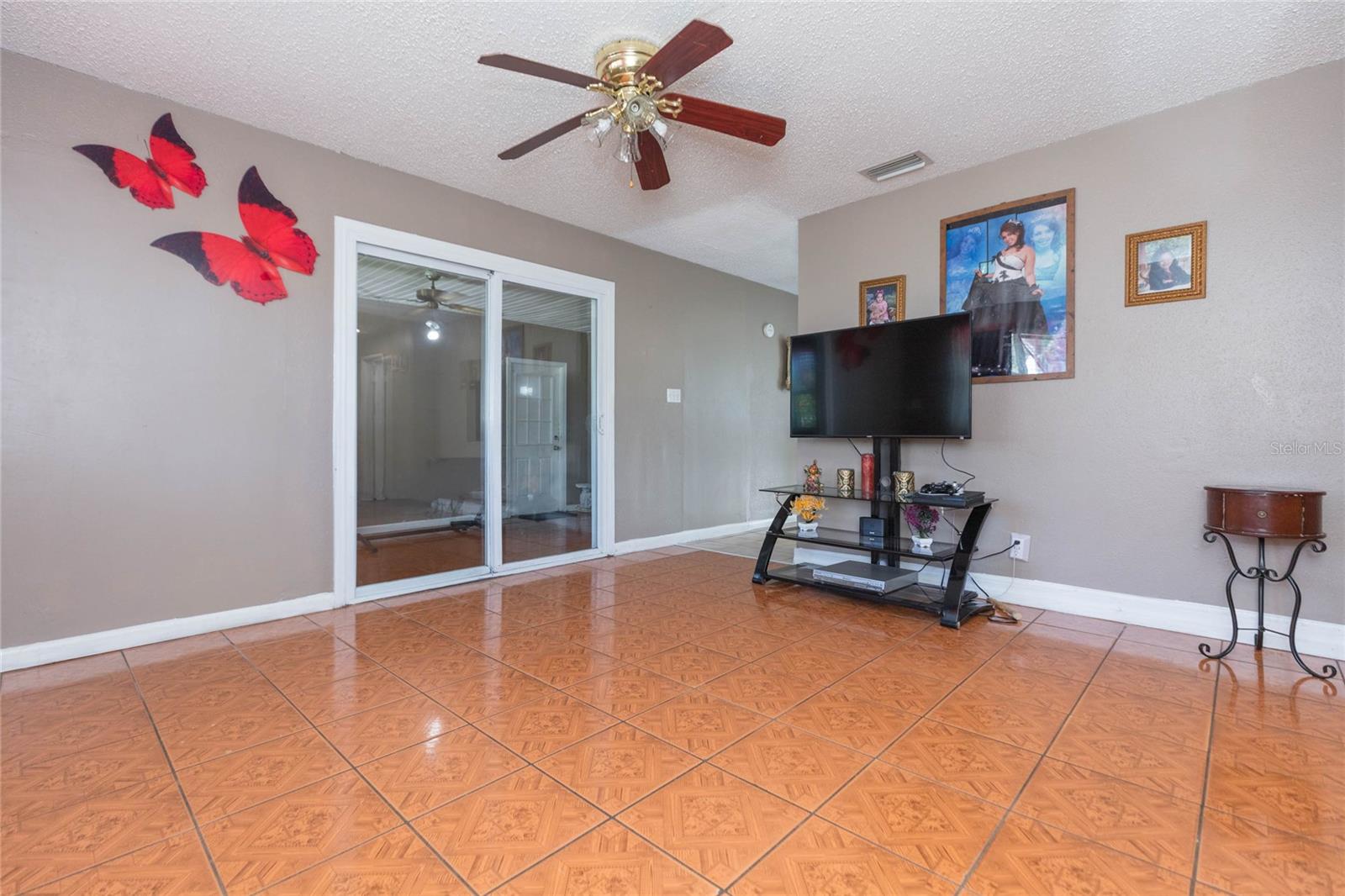 4416 W TRILBY AVE — photo 5