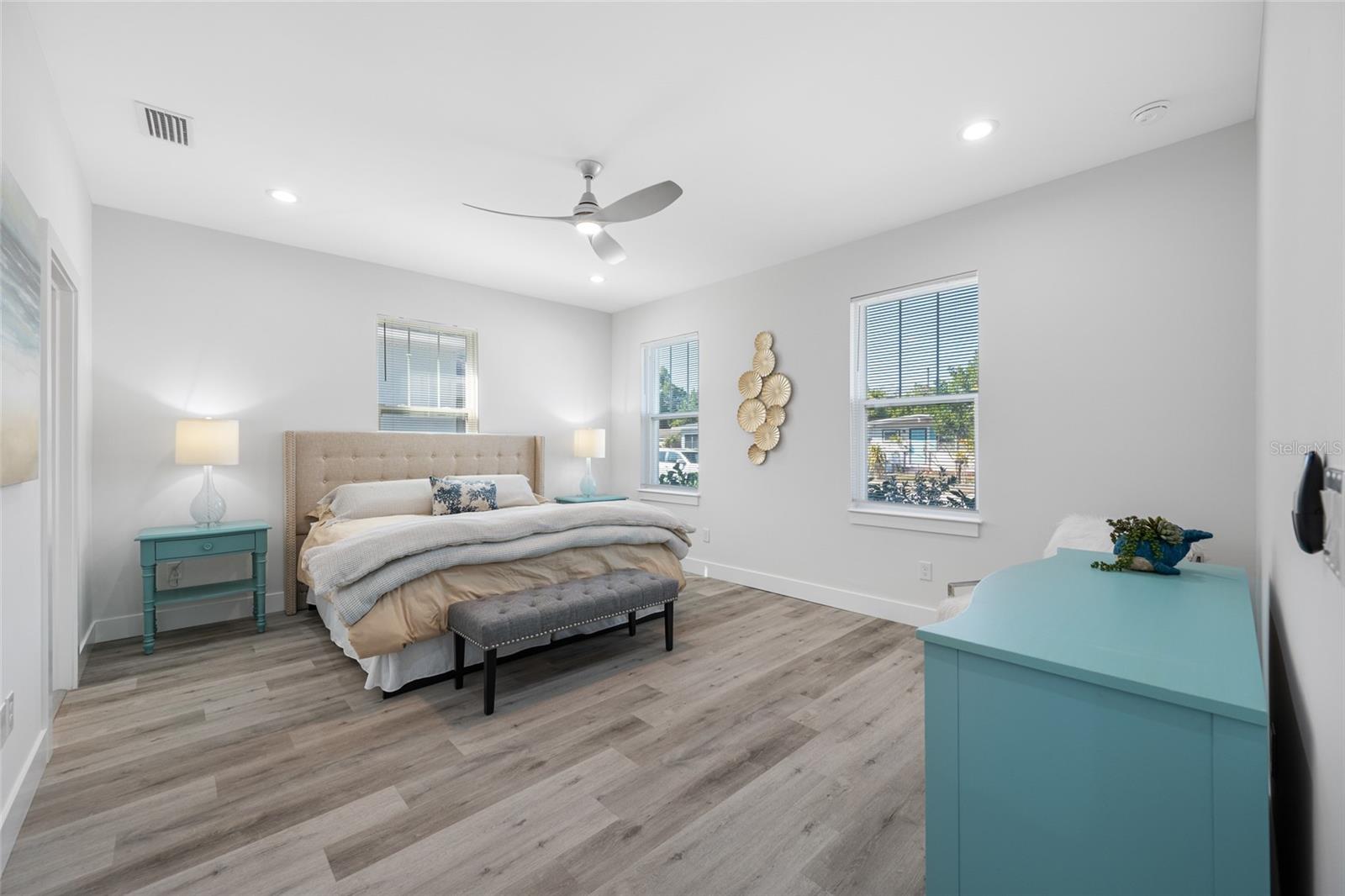 2150 43RD TER N — photo 12