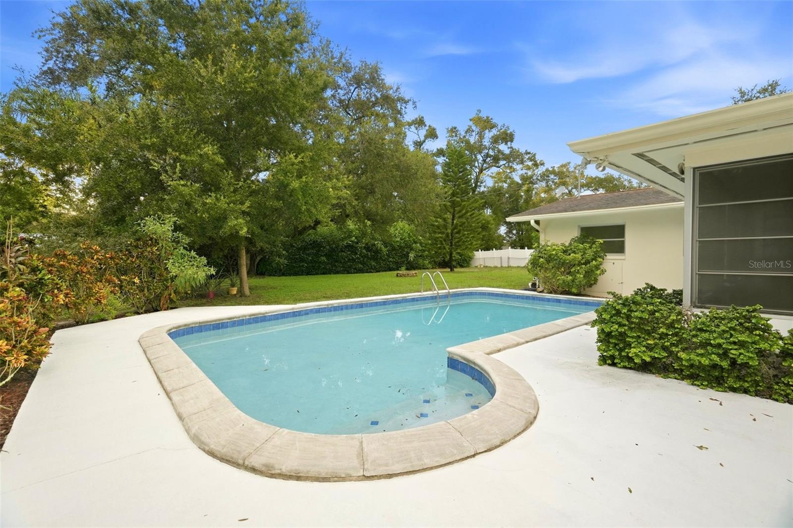1514 OAKADIA DR W — photo 25