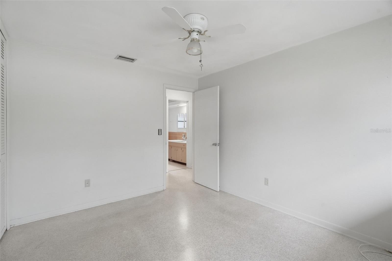1514 OAKADIA DR W — photo 20