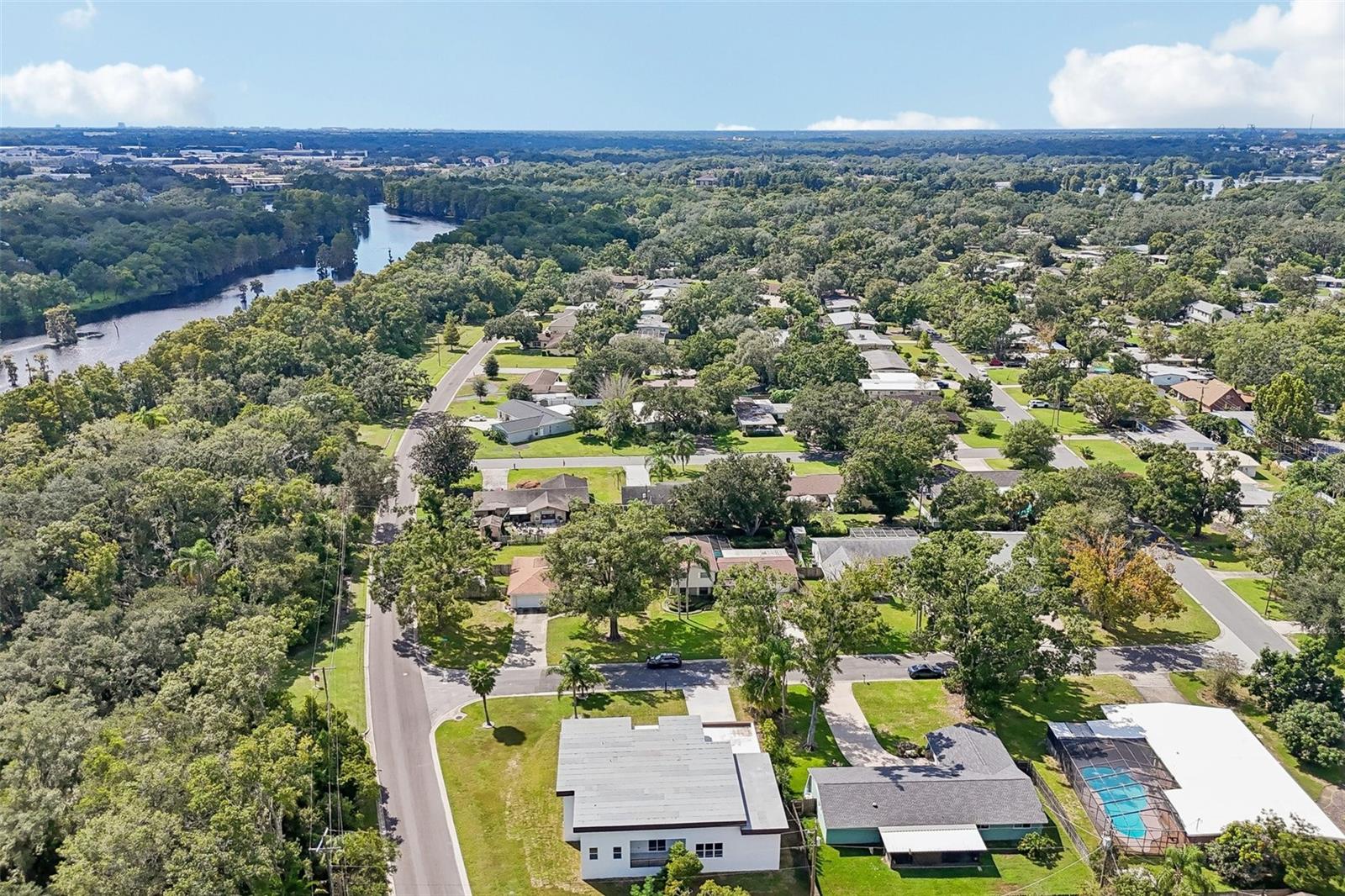 806 LAMONT PL — photo 60