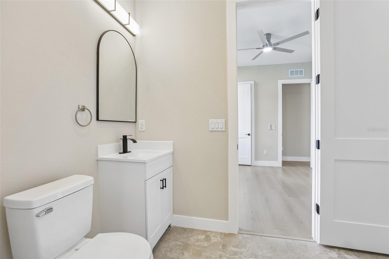 806 LAMONT PL — photo 37