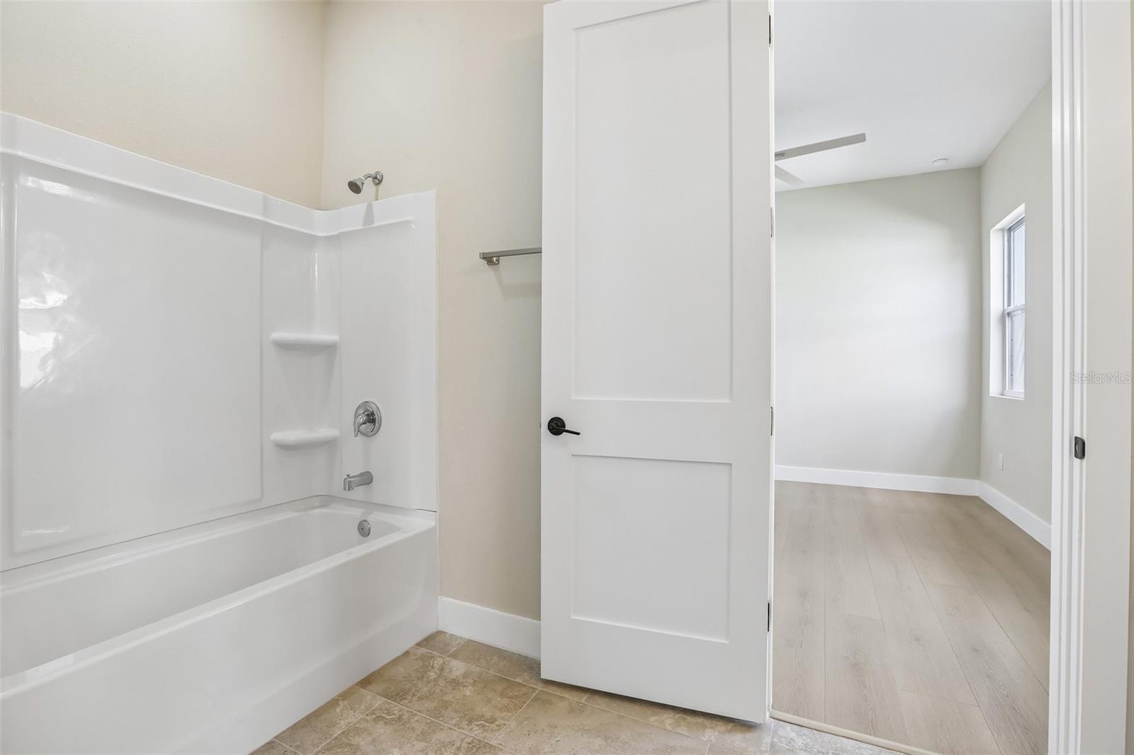 806 LAMONT PL — photo 38