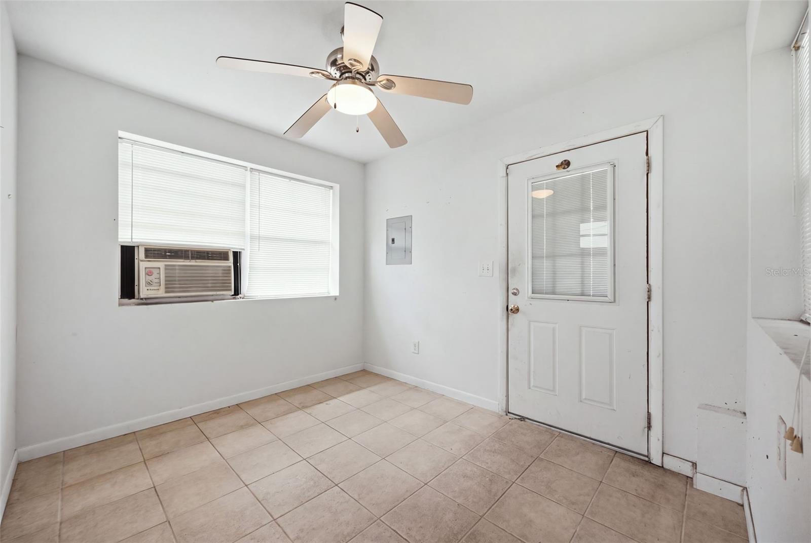 3206 RIVER COVE DR — photo 4
