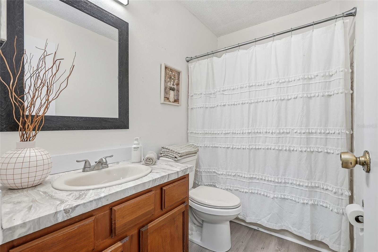 2265 BANCROFT CIR S #B — photo 29