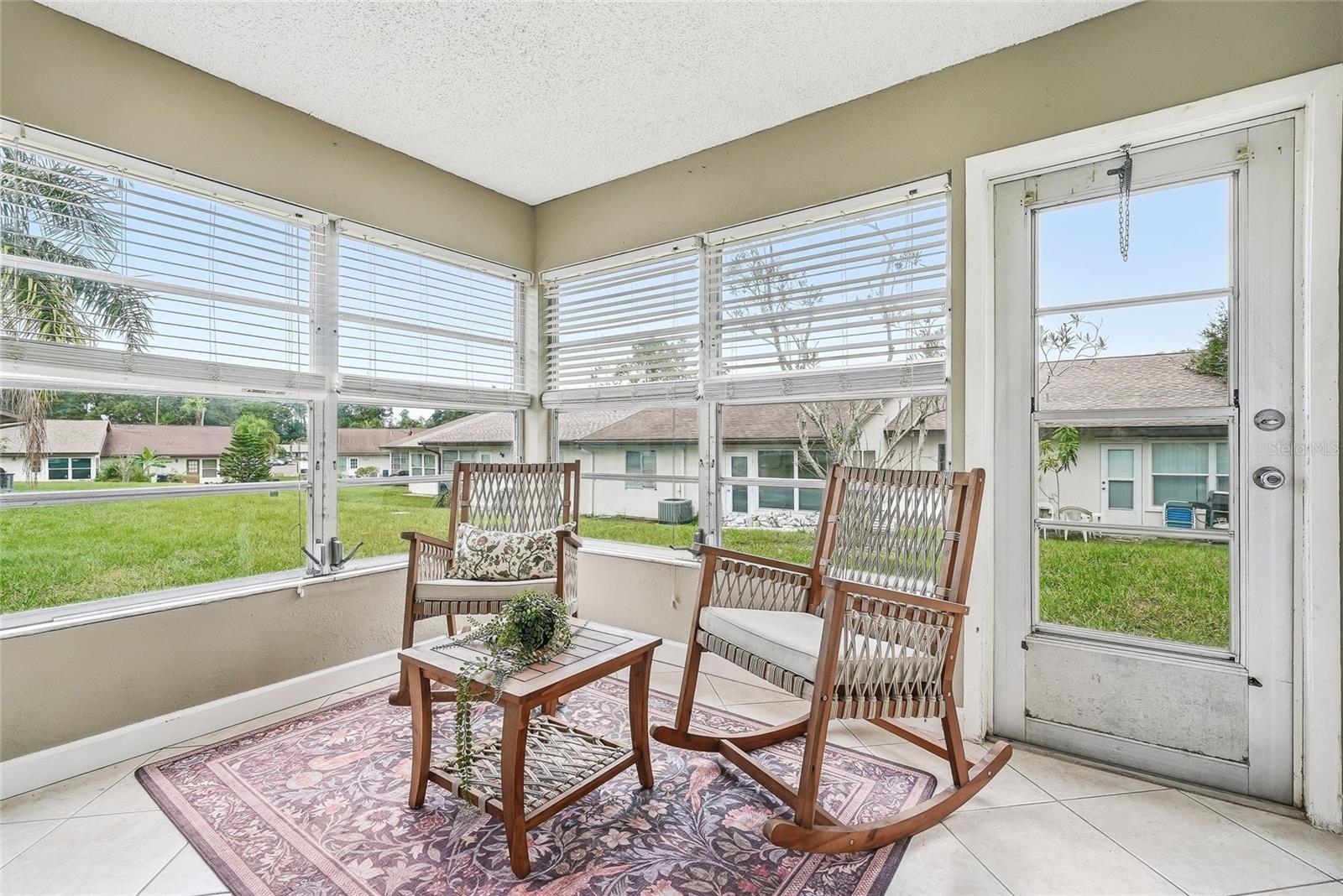 2265 BANCROFT CIR S #B — photo 33