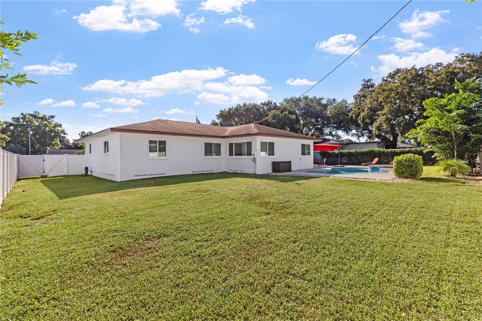 1324 WHITACRE DR — photo 34