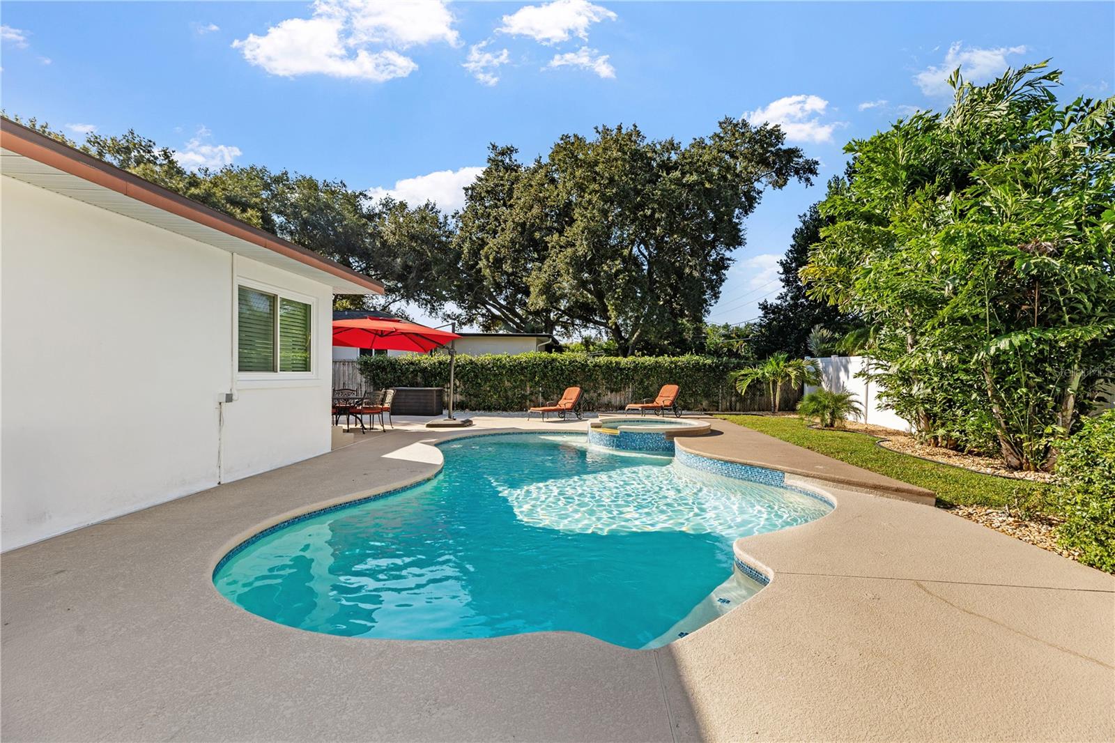 1324 WHITACRE DR — photo 32