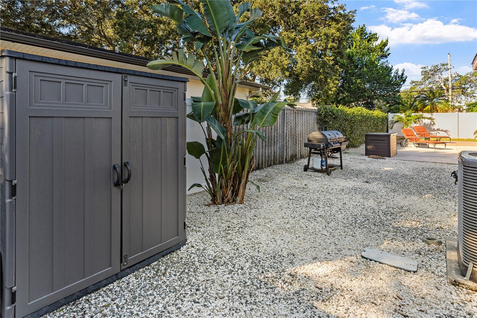 1324 WHITACRE DR — photo 36