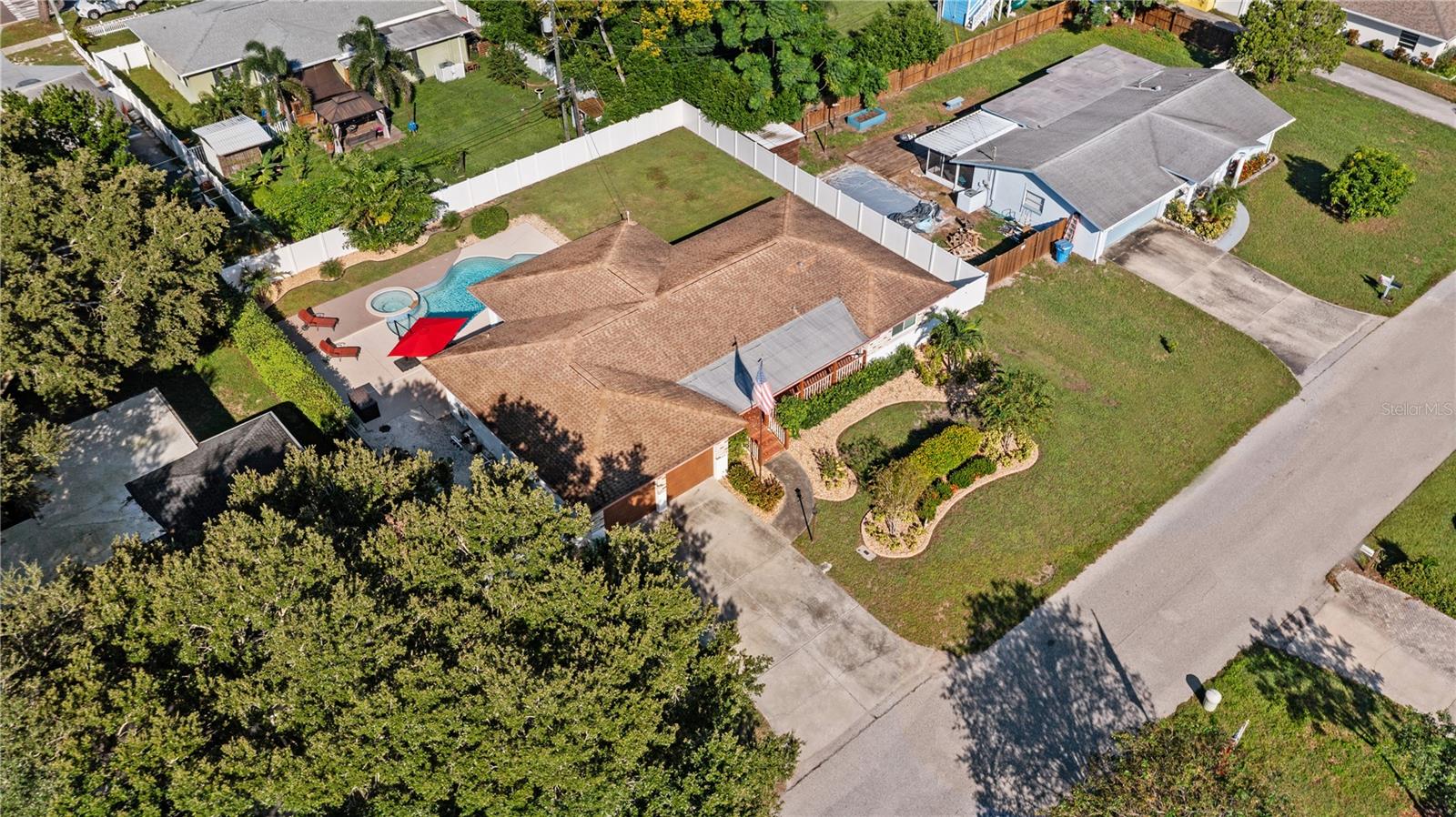 1324 WHITACRE DR — photo 40