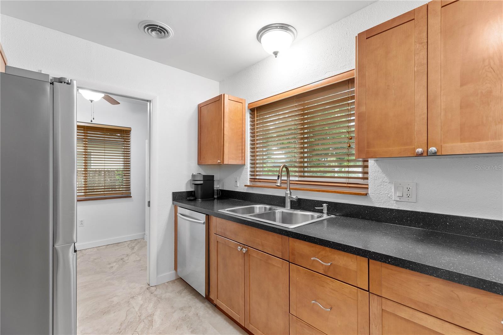 1324 WHITACRE DR — photo 13