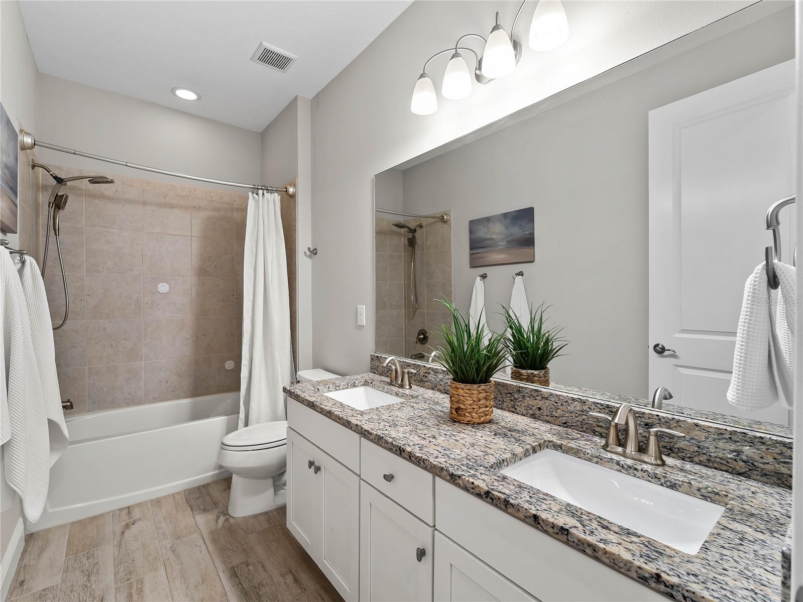 11571 RENAISSANCE BLVD — photo 34