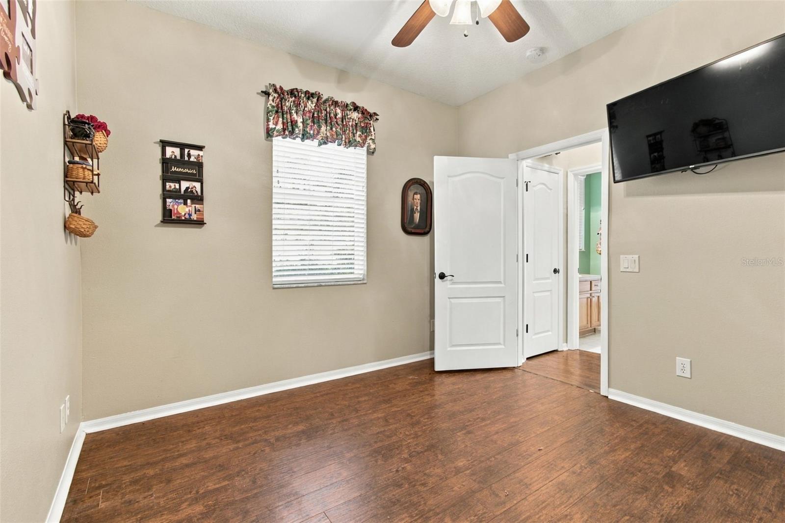 21444 CORMORANT COVE DR — photo 32