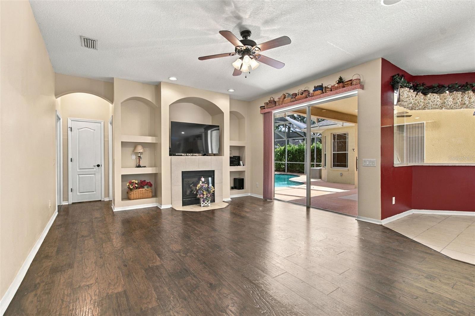 21444 CORMORANT COVE DR — photo 37